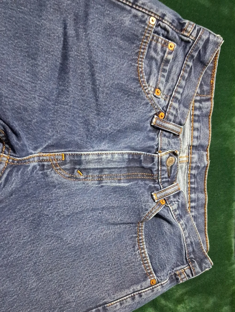 Levi's High-Rise Men's Denim Jeans in Classic Blue 33x32